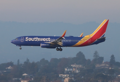Southwest Airlines Boeing 737-8H4 (N8504G) at  Los Angeles - International, United States