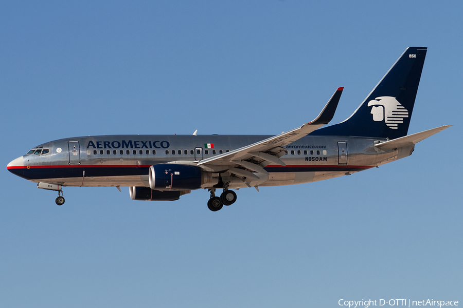 AeroMexico Boeing 737-752 (N850AM) | Photo 181086