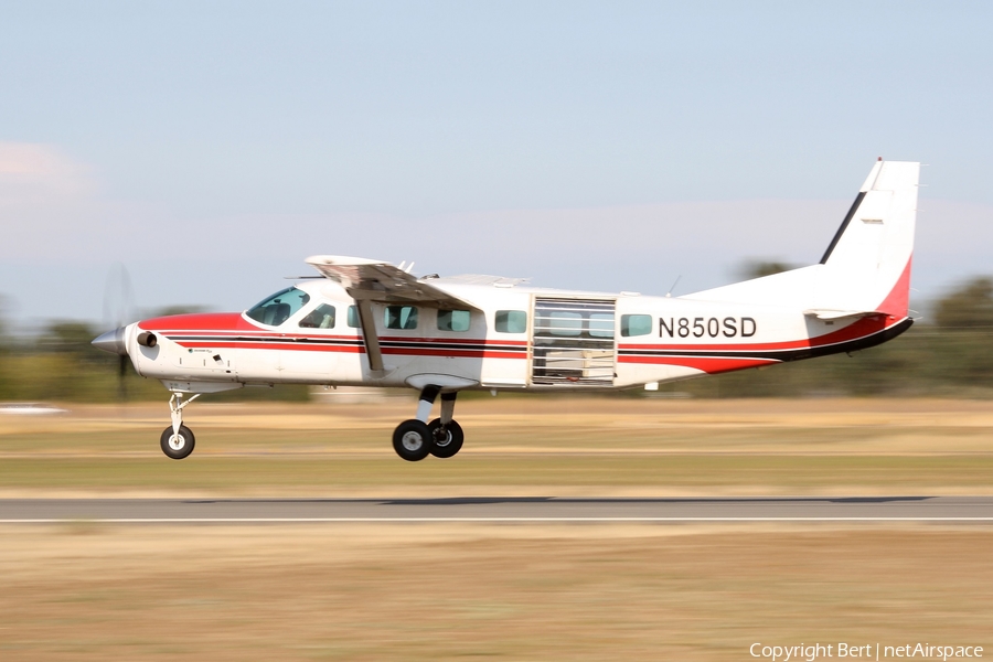 (Private) Cessna 208B Grand Caravan (N850SD) | Photo 37513