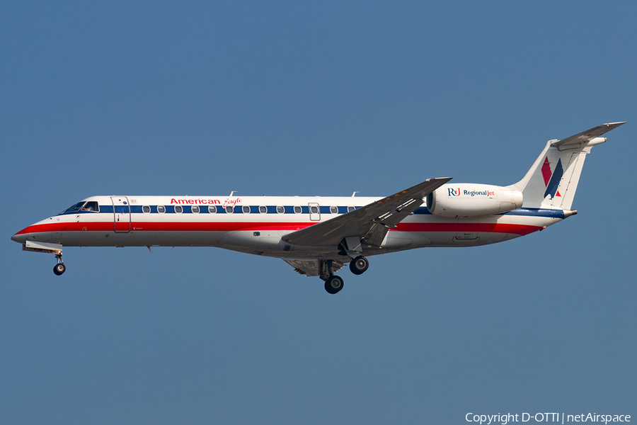 American Eagle Embraer ERJ-140LR (N851AE) | Photo 182949