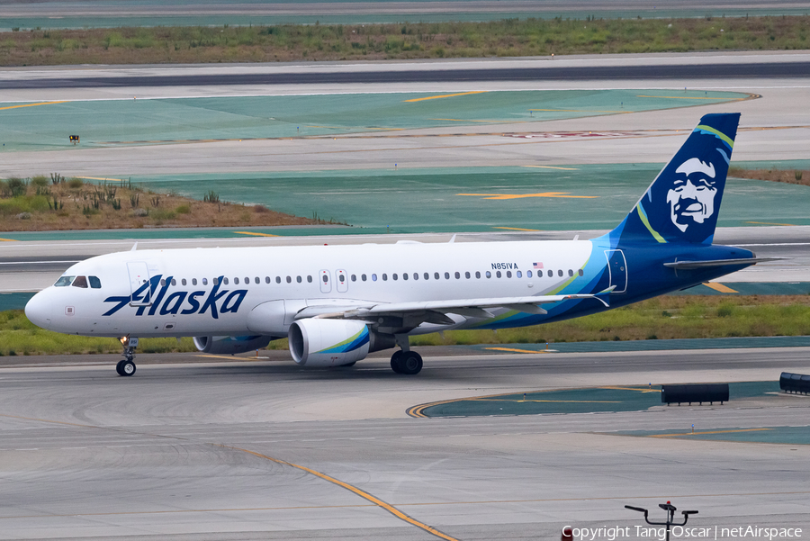 Alaska Airlines Airbus A320-214 (N851VA) | Photo 562349