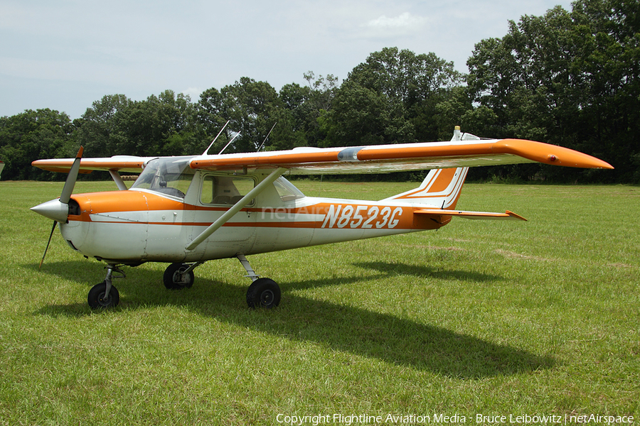 (Private) Cessna 150F (N8523G) | Photo 164138
