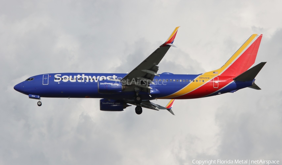 Southwest Airlines Boeing 737-8H4 (N8526W) | Photo 679405