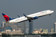 Delta Air Lines Boeing 737-932(ER) (N852DN) at  Ft. Lauderdale - International, United States