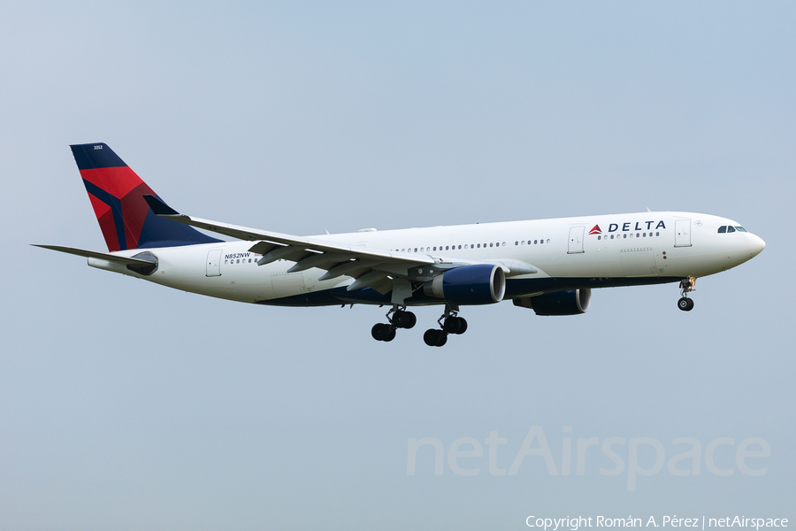 Delta Air Lines Airbus A330-223 (N852NW) | Photo 604781
