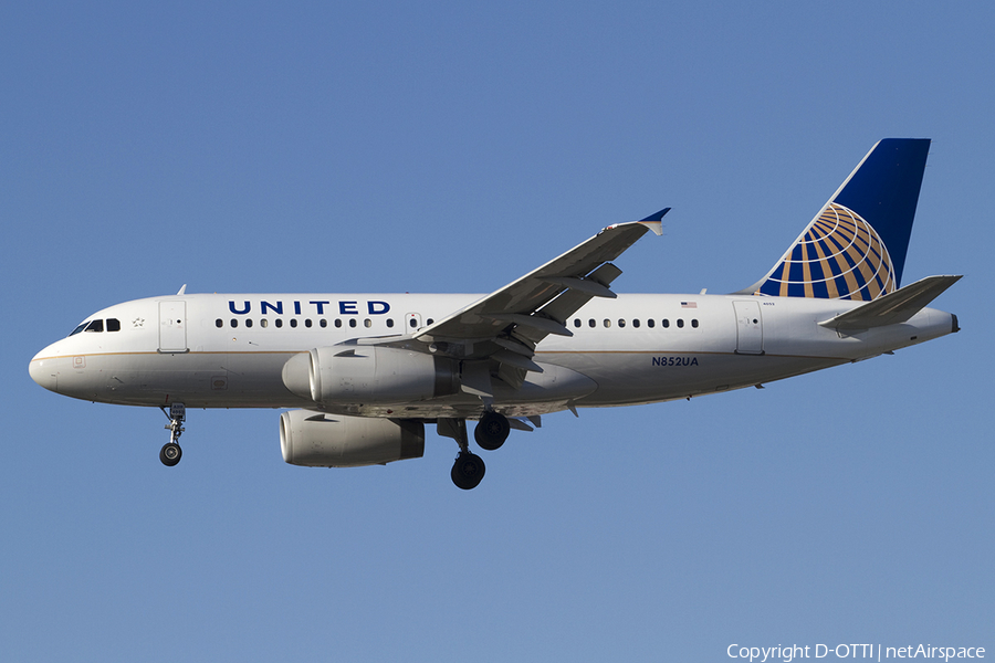 United Airlines Airbus A319-131 (N852UA) | Photo 337358