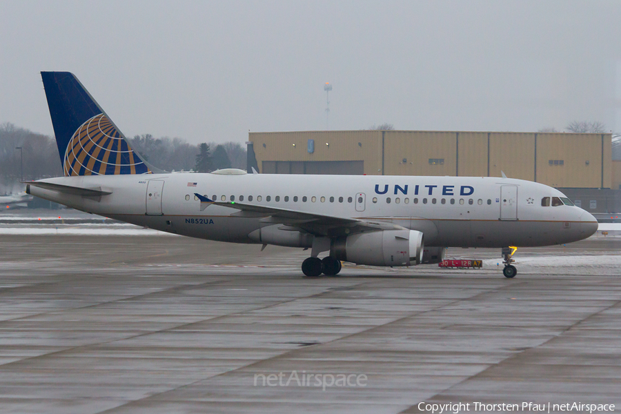 United Airlines Airbus A319-131 (N852UA) | Photo 96211