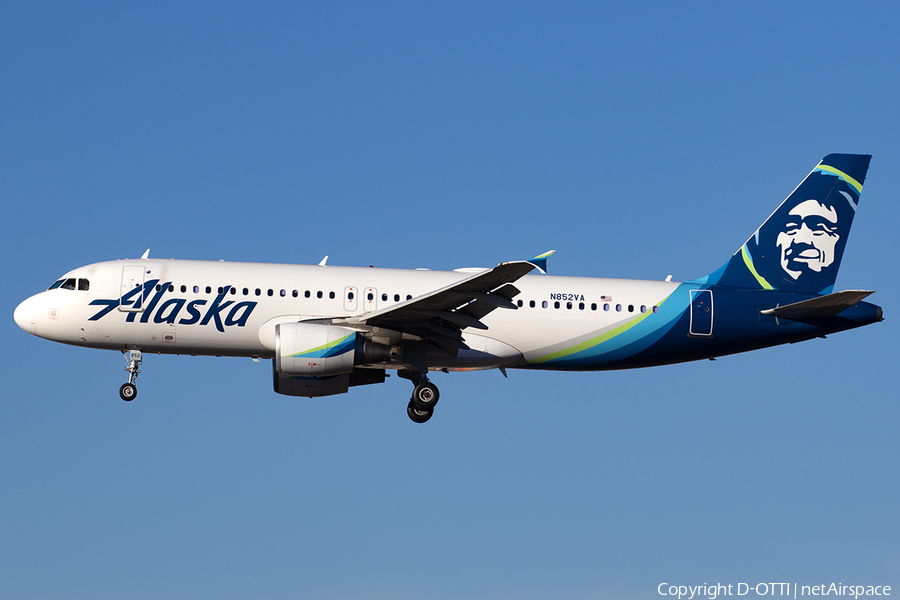 Alaska Airlines Airbus A320-214 (N852VA) | Photo 547834