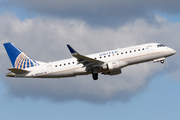 United Express (Mesa Airlines) Embraer ERJ-175LR (ERJ-170-200LR) (N85340) at  Sarasota - Bradenton, United States