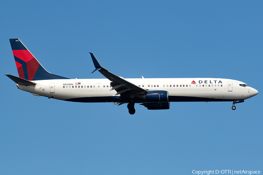 Delta Air Lines Boeing 737-932(ER) (N853DN) | Photo 592547