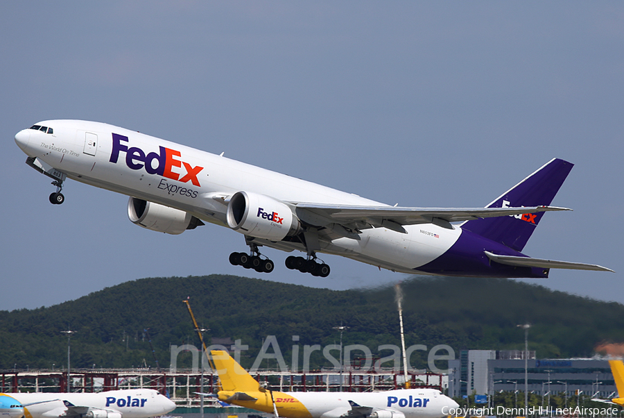 FedEx Boeing 777-FS2 (N853FD) | Photo 338940