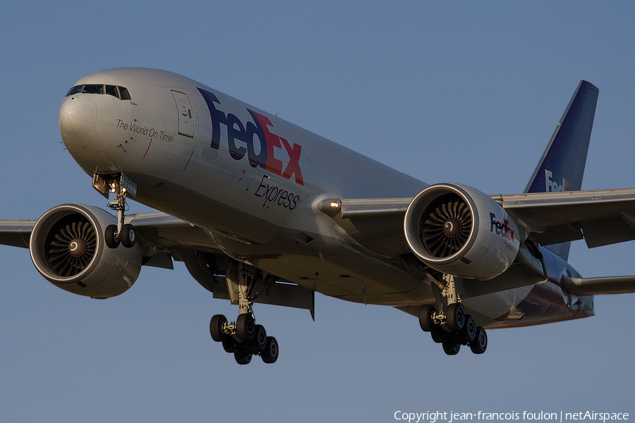 FedEx Boeing 777-FS2 (N853FD) | Photo 410408