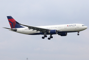 Delta Air Lines Airbus A330-223 (N853NW) at  London - Heathrow, United Kingdom