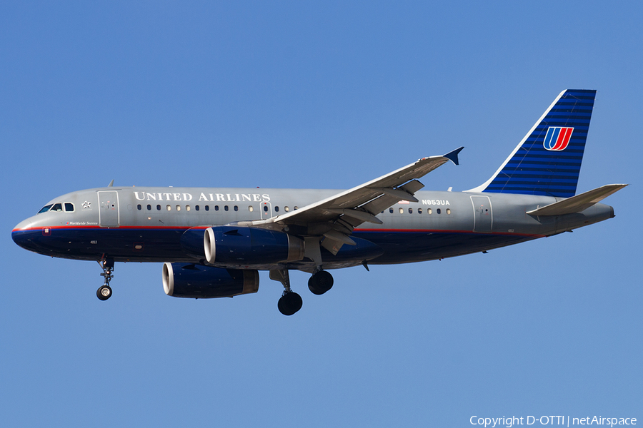 United Airlines Airbus A319-131 (N853UA) | Photo 182336