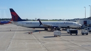 Delta Air Lines Boeing 737-932(ER) (N854DN) at  Milwaukee - Gen Billy Mitchell International, United States