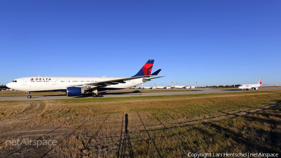Delta Air Lines Airbus A330-223 (N854NW) | Photo 127706