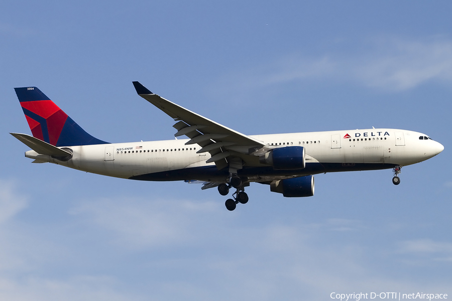 Delta Air Lines Airbus A330-223 (N854NW) | Photo 454239
