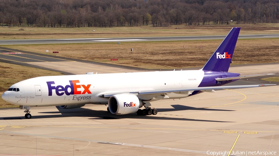 FedEx Boeing 777-FS2 (N855FD) | Photo 439457