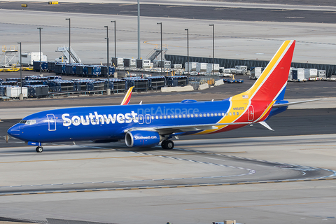 Southwest Airlines Boeing 737-8H4 (N8565Z) at  Phoenix - Sky Harbor, United States