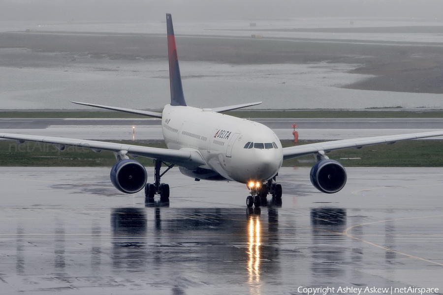 Delta Air Lines Airbus A330-223 (N856NW) | Photo 158265