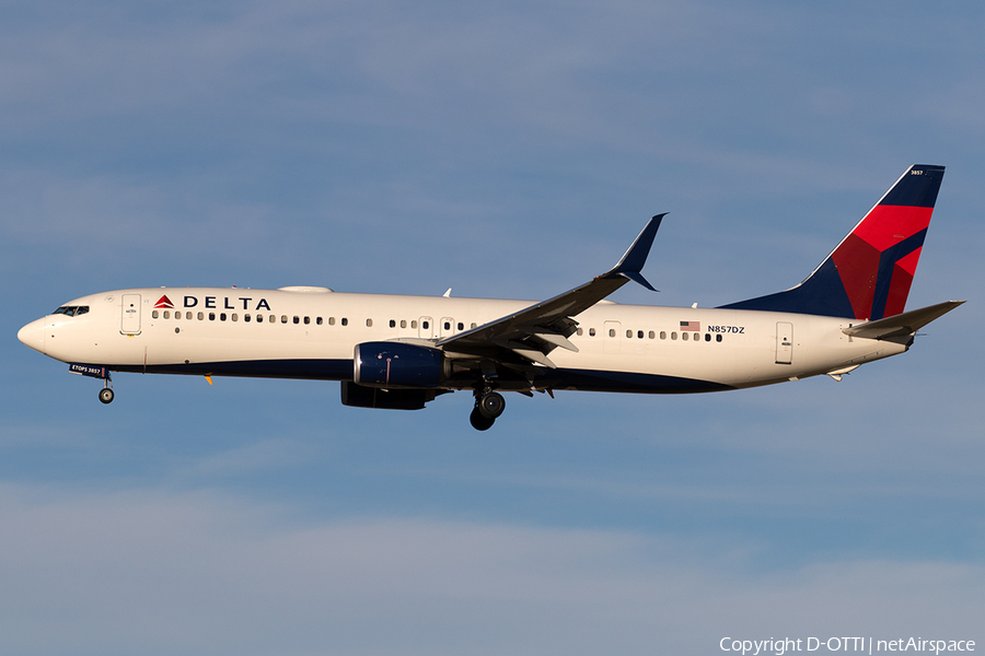 Delta Air Lines Boeing 737-932(ER) (N857DZ) | Photo 199683