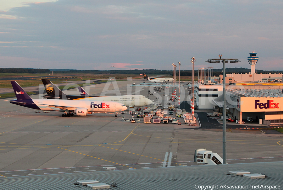 FedEx Boeing 777-FS2 (N857FD) | Photo 113019