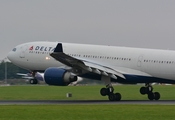 Delta Air Lines Airbus A330-223 (N857NW) at  Dublin, Ireland