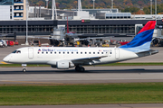 Delta Connection (Shuttle America) Embraer ERJ-170SE (ERJ-170-100SE) (N857RW) at  Minneapolis - St. Paul International, United States