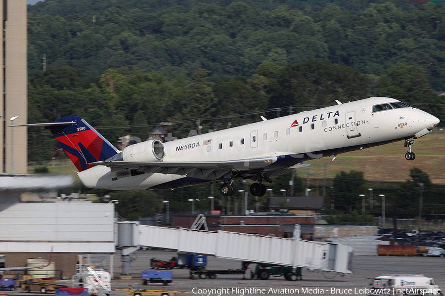 Delta Connection (Pinnacle Airlines) Bombardier CRJ-200ER (N8580A) | Photo 150382