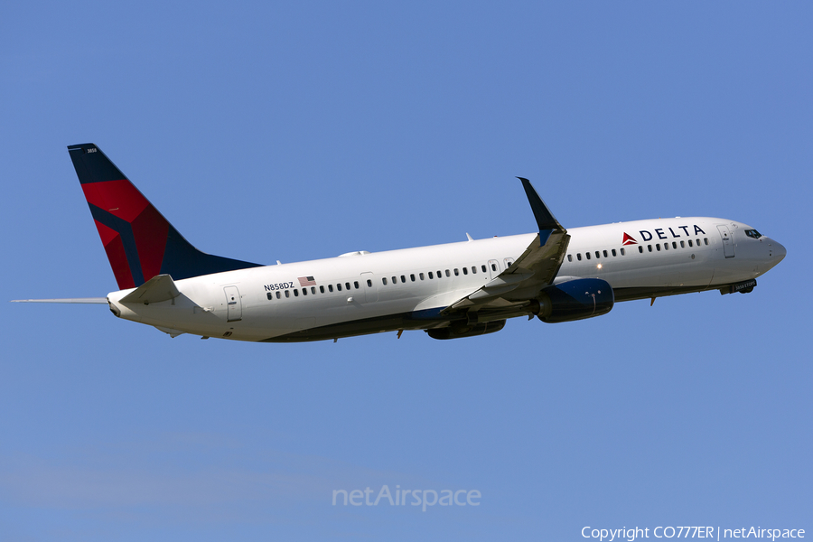 Delta Air Lines Boeing 737-932(ER) (N858DZ) | Photo 395649