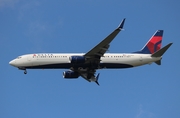 Delta Air Lines Boeing 737-932(ER) (N858DZ) at  Detroit - Metropolitan Wayne County, United States