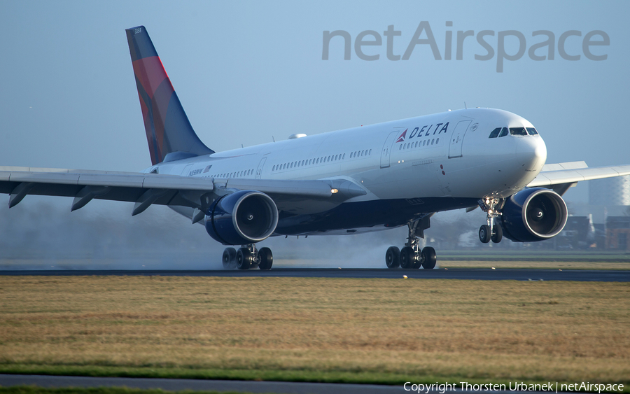 Delta Air Lines Airbus A330-223 (N858NW) | Photo 128507