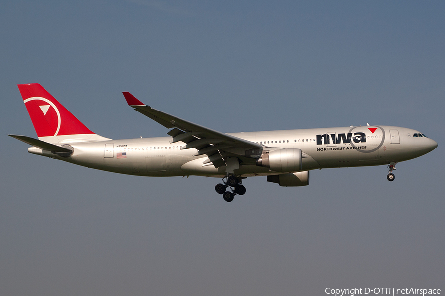 Northwest Airlines Airbus A330-223 (N858NW) | Photo 199019