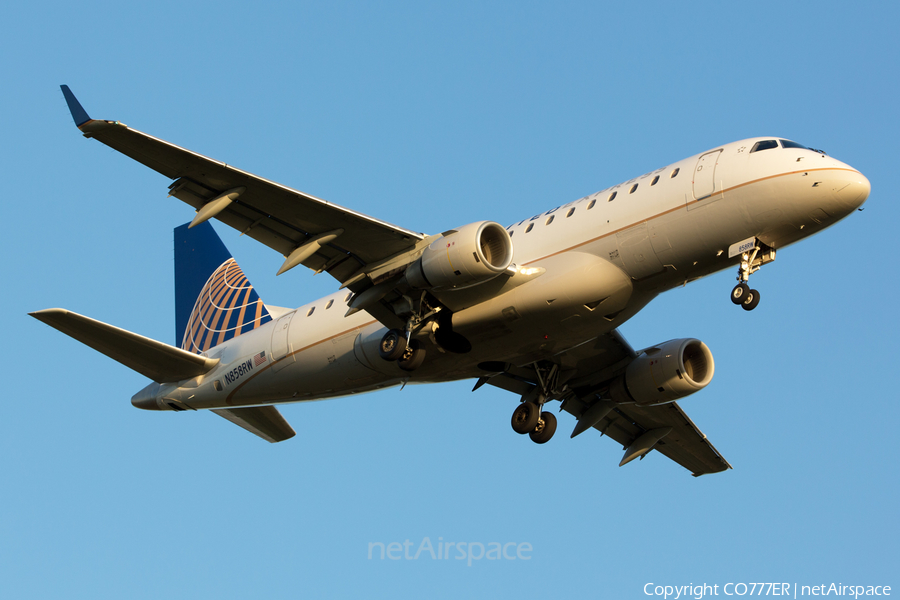 United Express (Shuttle America) Embraer ERJ-170SE (ERJ-170-100SE) (N858RW) | Photo 47769