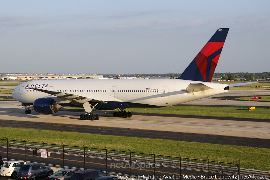 Delta Air Lines Boeing 777-232(ER) (N860DA) | Photo 81747