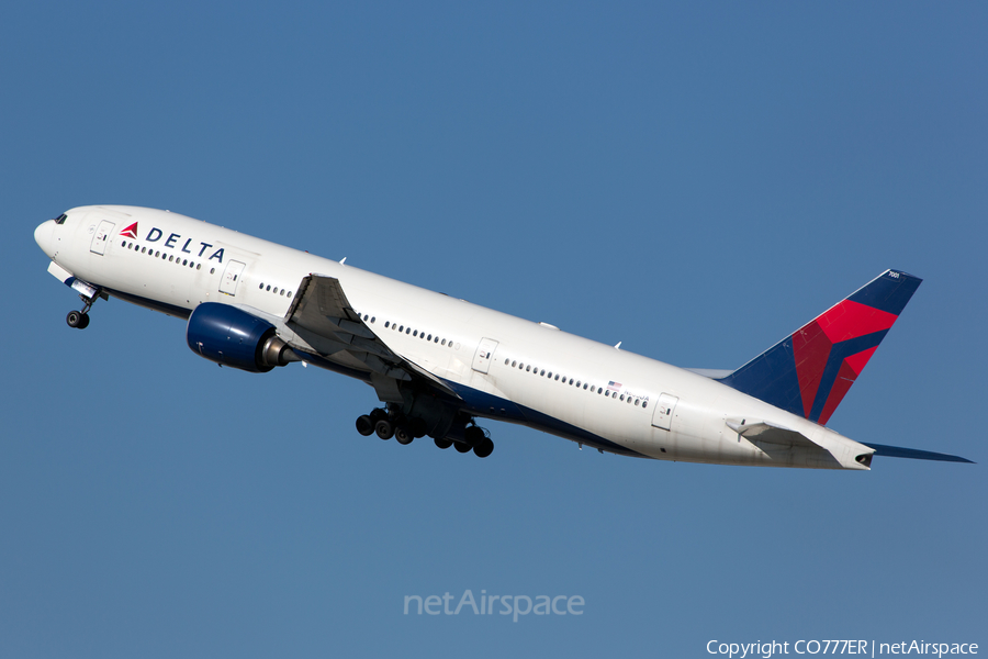 Delta Air Lines Boeing 777-232(ER) (N860DA) | Photo 18649