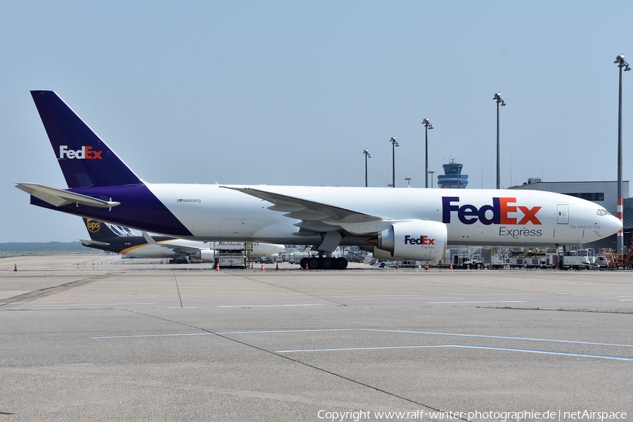FedEx Boeing 777-FS2 (N860FD) | Photo 406214