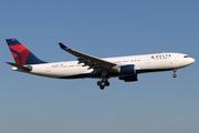 Delta Air Lines Airbus A330-223 (N860NW) at  Amsterdam - Schiphol, Netherlands