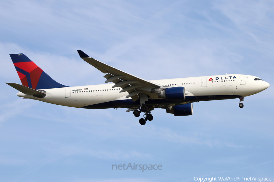 Delta Air Lines Airbus A330-223 (N860NW) | Photo 573353