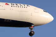 Delta Air Lines Airbus A330-223 (N860NW) at  Los Angeles - International, United States