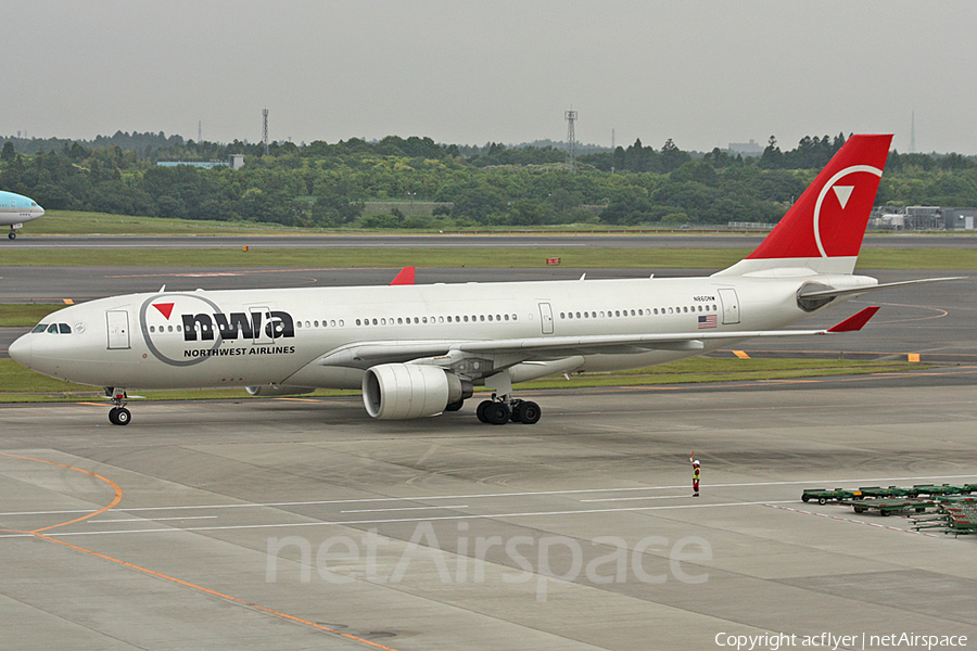 Northwest Airlines Airbus A330-223 (N860NW) | Photo 379856