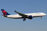 Delta Air Lines Airbus A330-223 (N861NW) at  Amsterdam - Schiphol, Netherlands