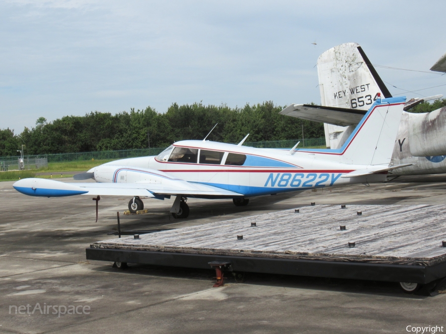 (Private) Piper PA-30-160 Twin Comanche B (N8622Y) | Photo 406506