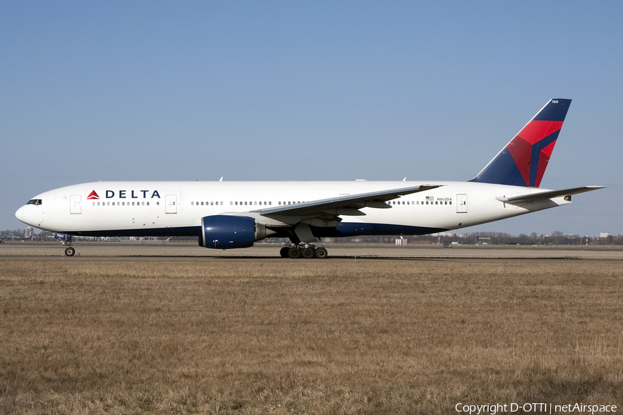 Delta Air Lines Boeing 777-232(ER) (N862DA) | Photo 404802