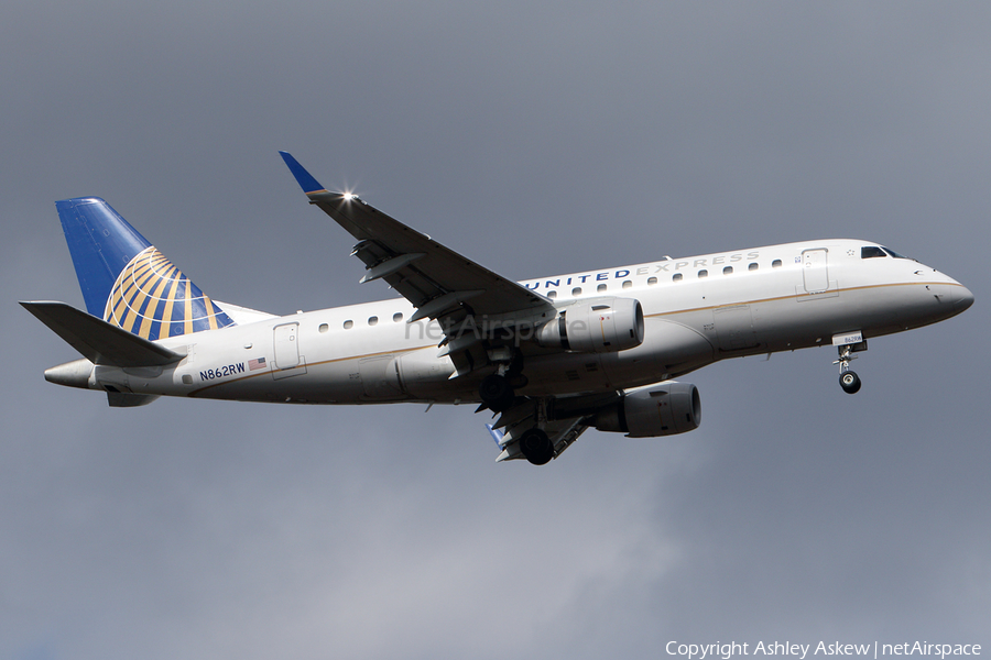 United Express (Republic Airlines) Embraer ERJ-170SE (ERJ-170-100SE) (N862RW) | Photo 217353