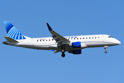 United Express (Mesa Airlines) Embraer ERJ-175LR (ERJ-170-200LR) (N86309) at  Windsor Locks - Bradley International, United States