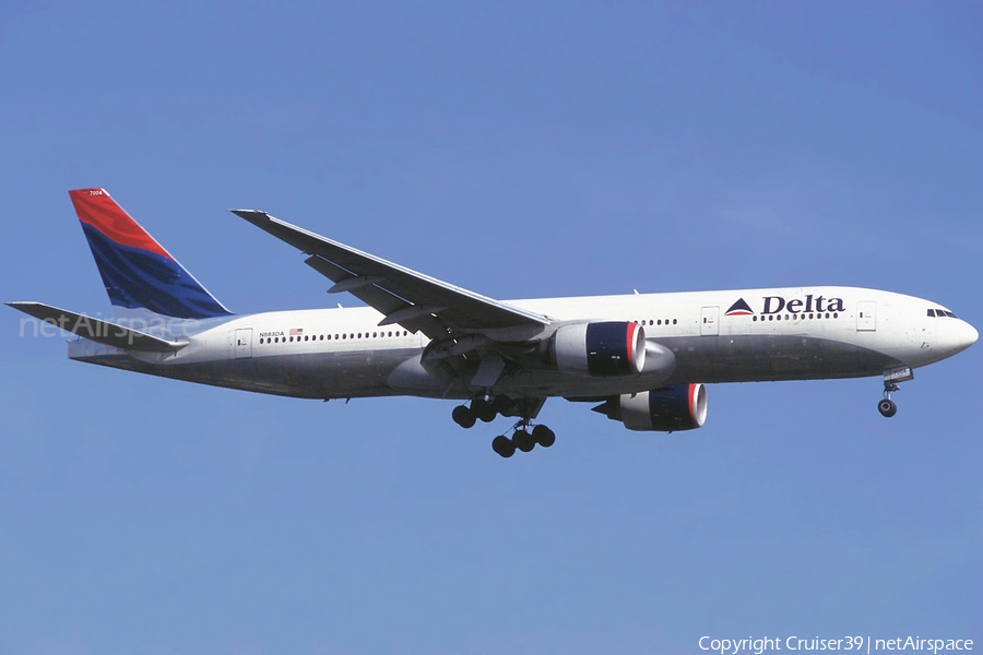 Delta Air Lines Boeing 777-232(ER) (N863DA) | Photo 634474