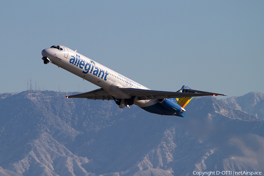 Allegiant Air McDonnell Douglas MD-83 (N863GA) | Photo 334157