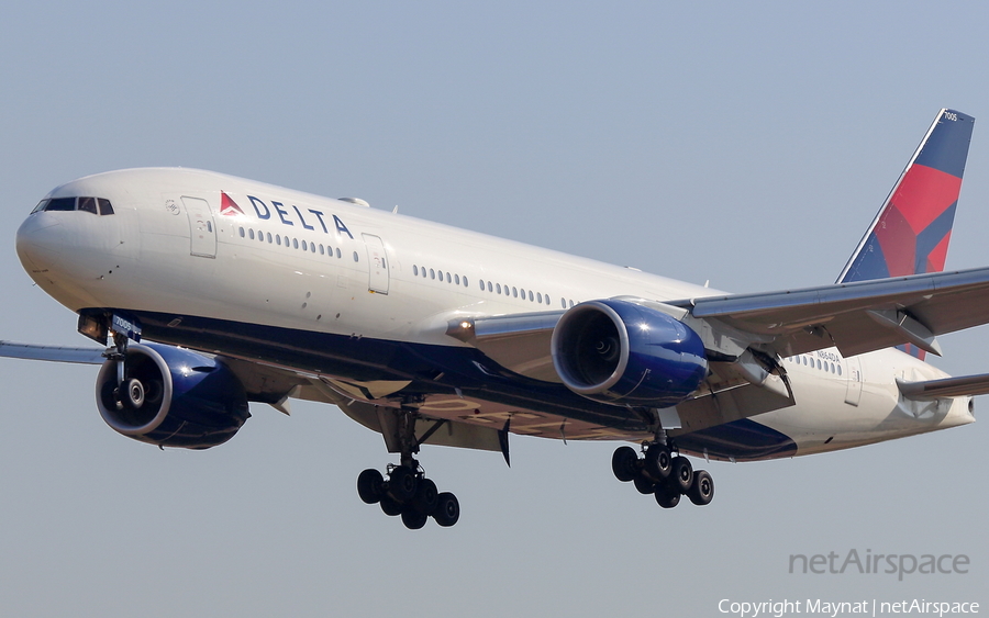 Delta Air Lines Boeing 777-232(ER) (N864DA) | Photo 185011