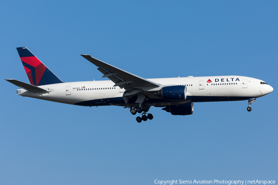 Delta Air Lines Boeing 777-232(ER) (N864DA) | Photo 380276